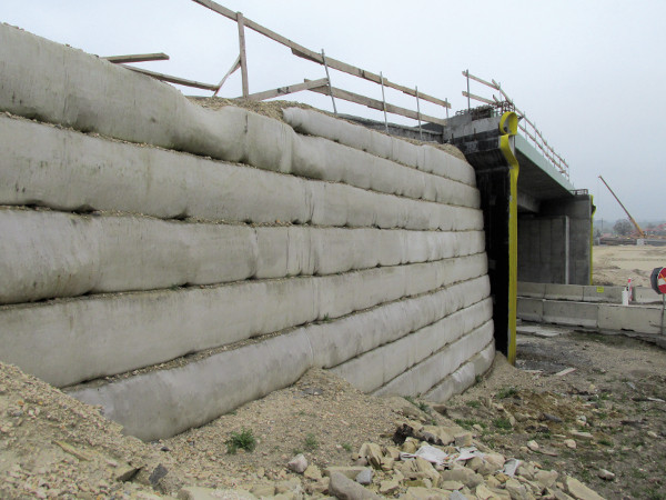 rychlewski, konstrukcje oporowe